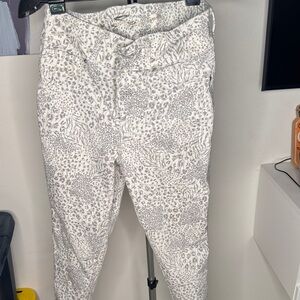 Seven7 woman White and Gray Patterned Chinos